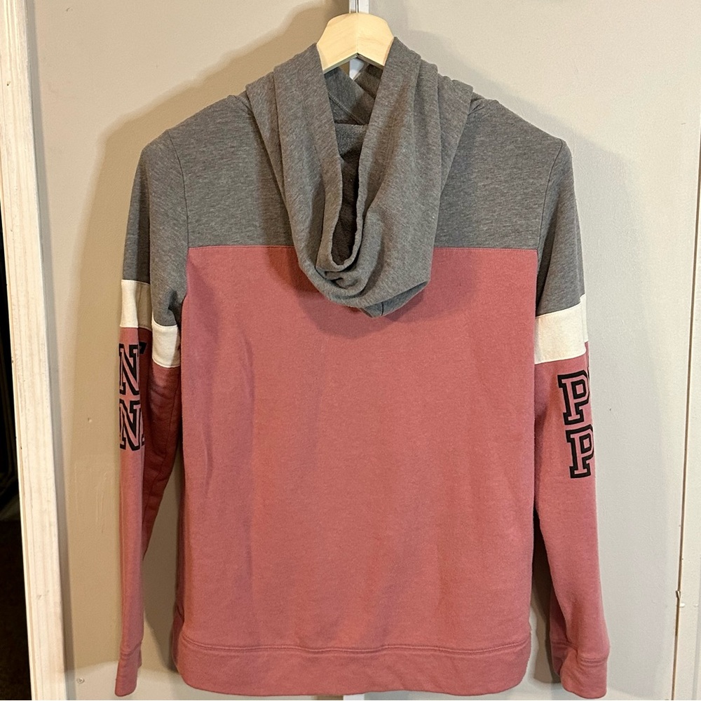 Pink Brand- Oversized Sweatshirt - Picture 2 of 5